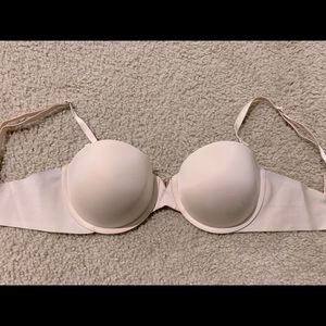 Victoria’s Secret cream bra size 34 C
